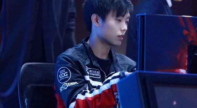 成为舆论的 成为舆论的