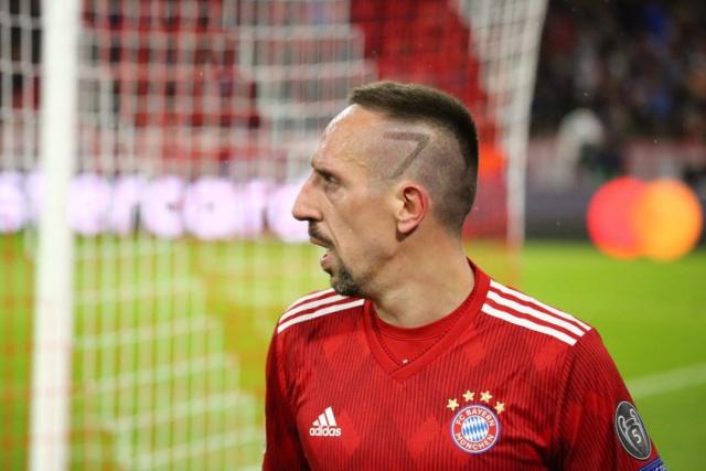 首胜背后的 首胜背后的