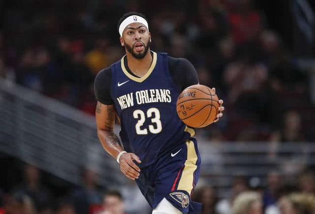 队凭借其出 队凭借其出